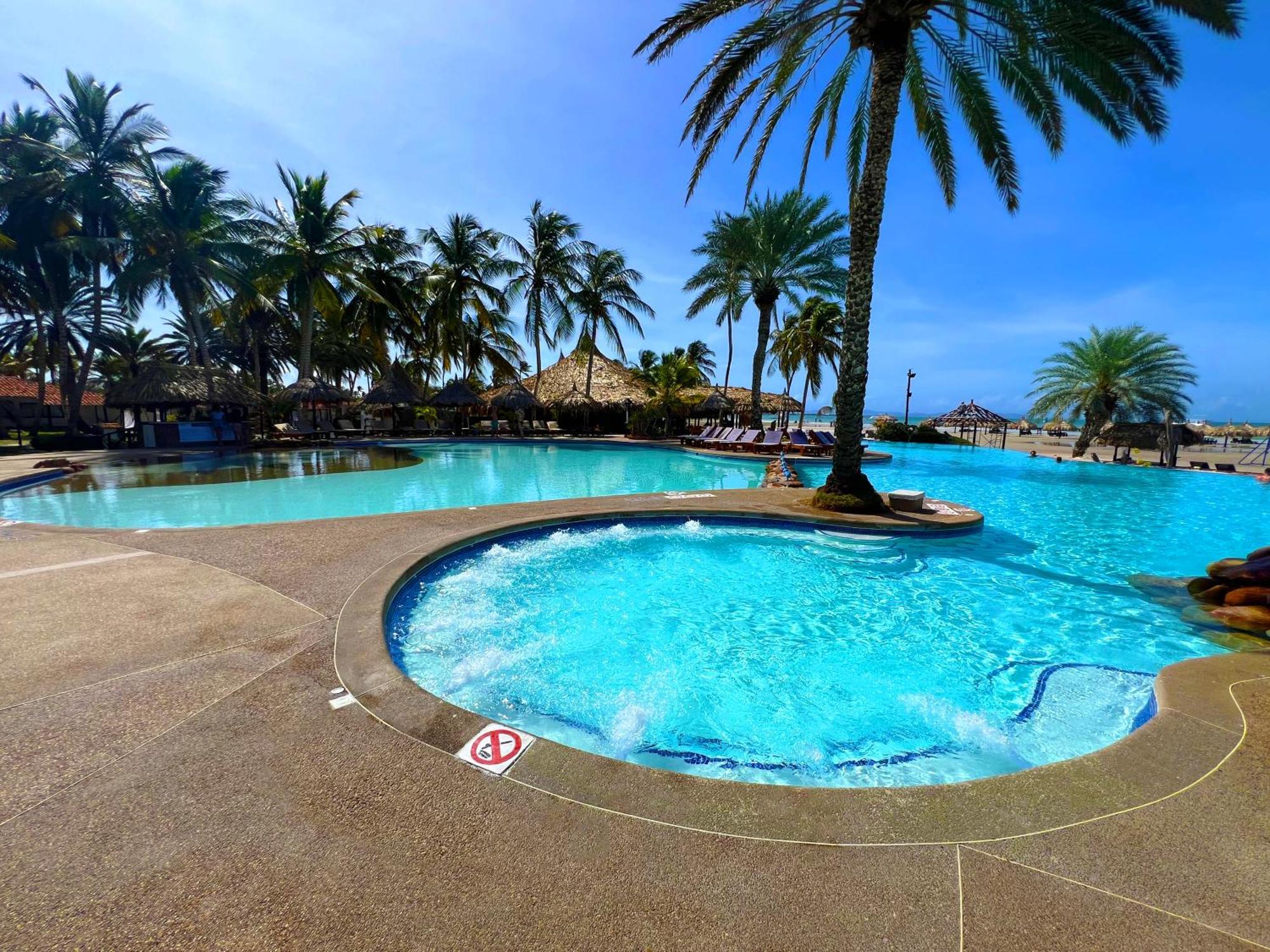 Sunsol Punta Blanca Hotel San Pedro Exterior photo